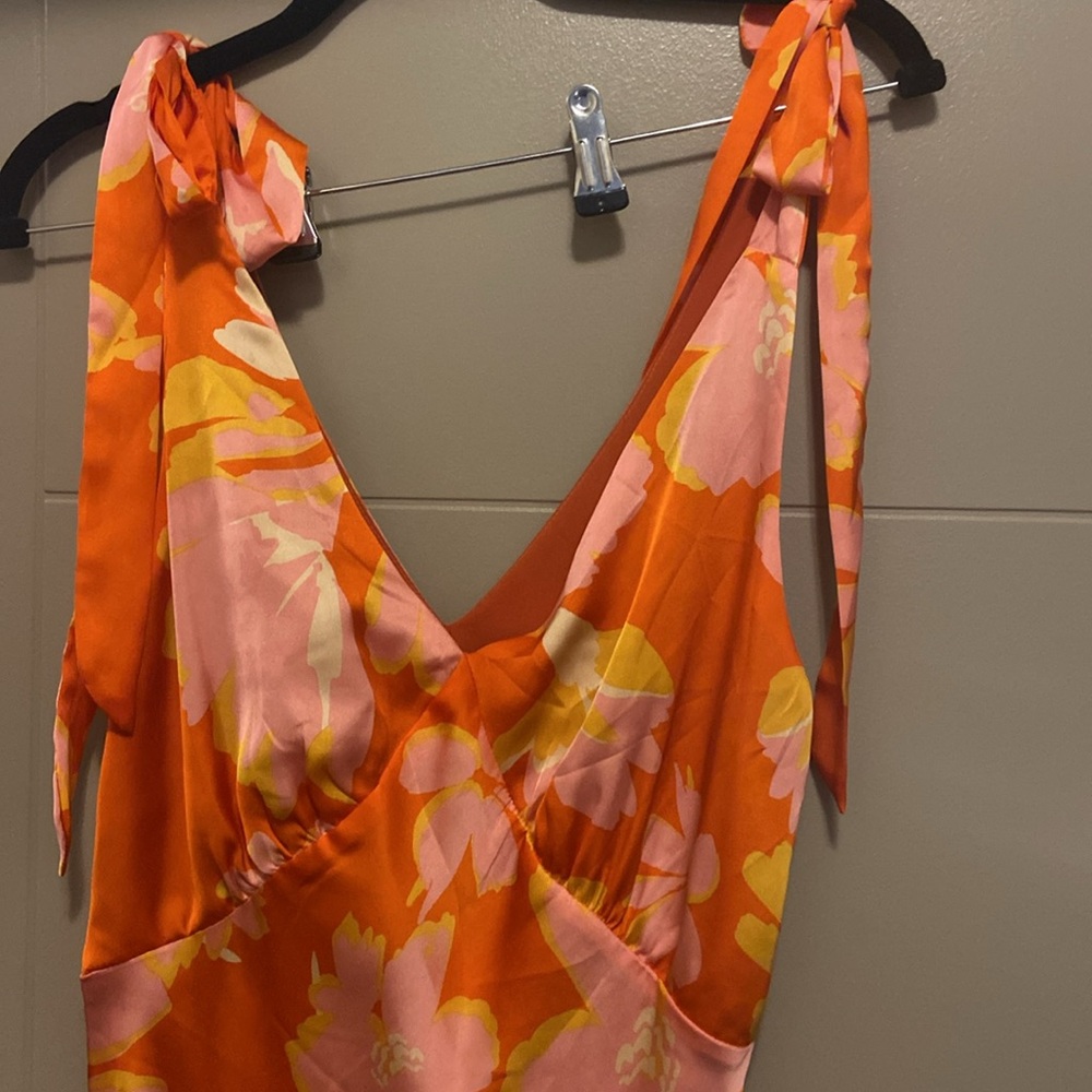 Floral Dress - Picture 2 of 7